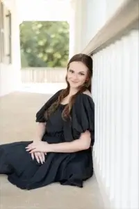 After a breast cancer diagnosis at 23, Kristen chose to freeze her eggs before cancer treatment.